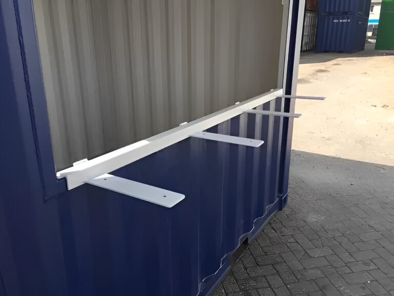 Front view of 10ft Bar Container